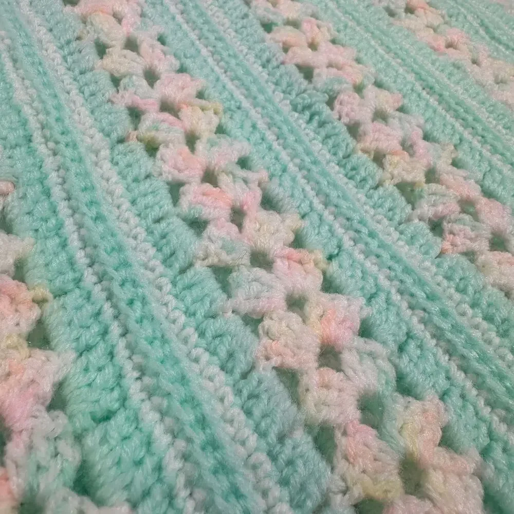 VTG Handmade Crochet Baby Blanket 42x32 Mint Green Pink Pastel Afghan Scallop
